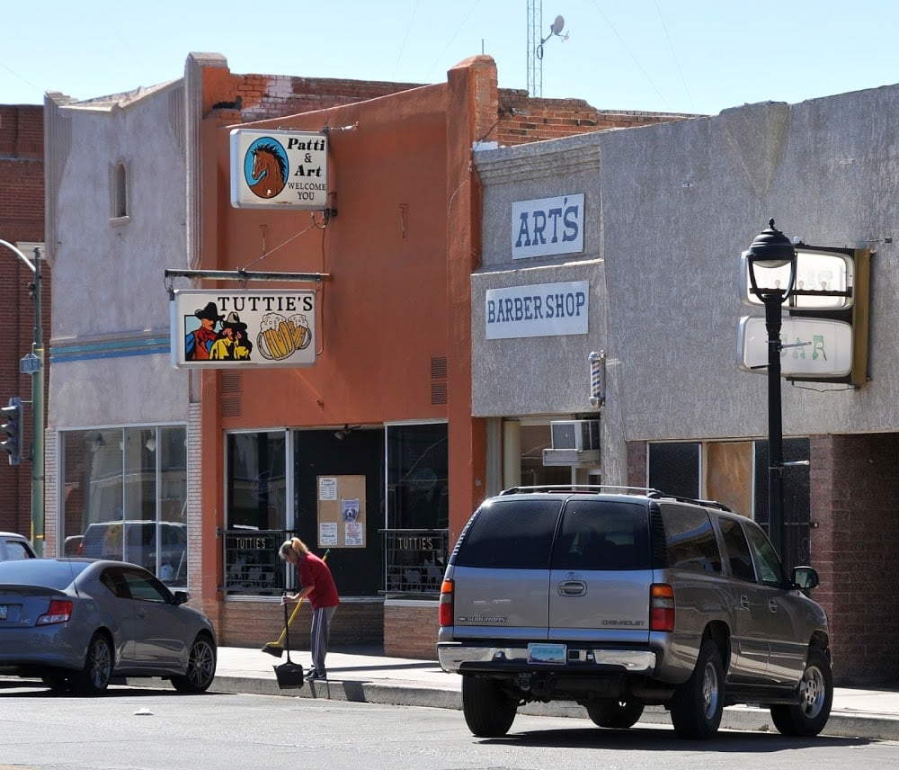 Art’s Barber Shop