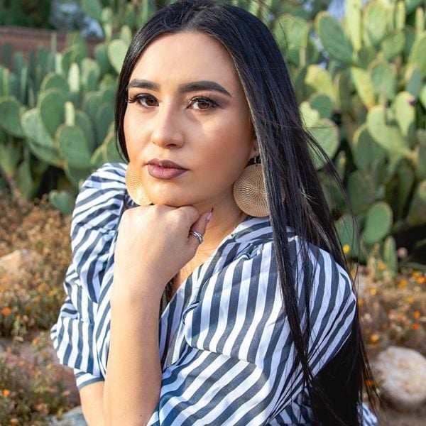 Yesenia Gonzalez – Tierra Antigua Realty