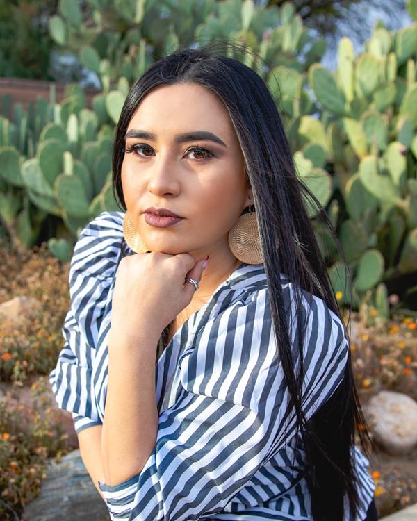 Yesenia Gonzalez – Tierra Antigua Realty