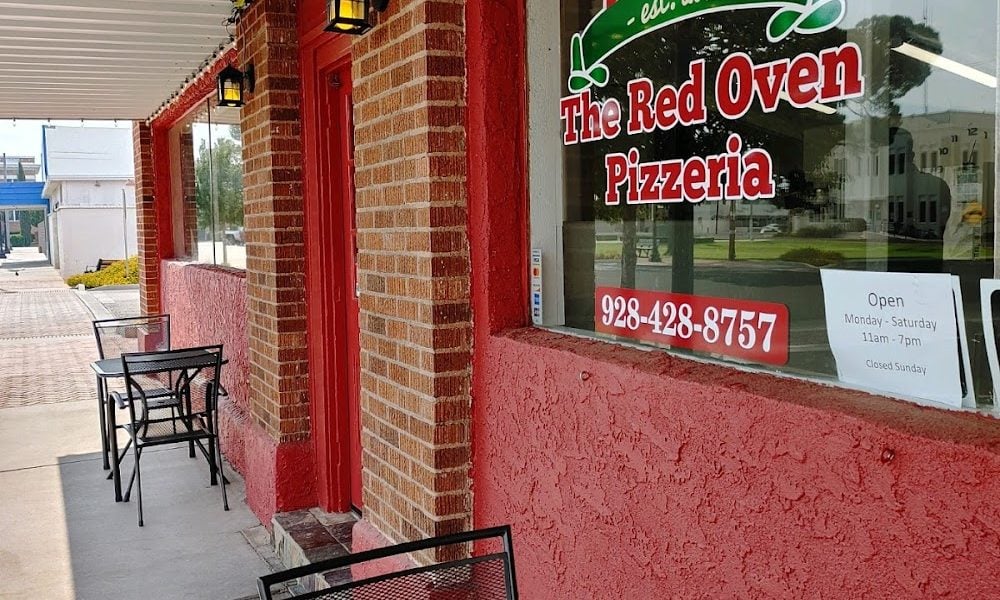 Red Oven Pizzeria