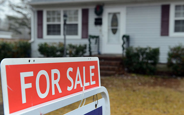 Arizona fares slightly better as high mortgages, low inventory hit home sales