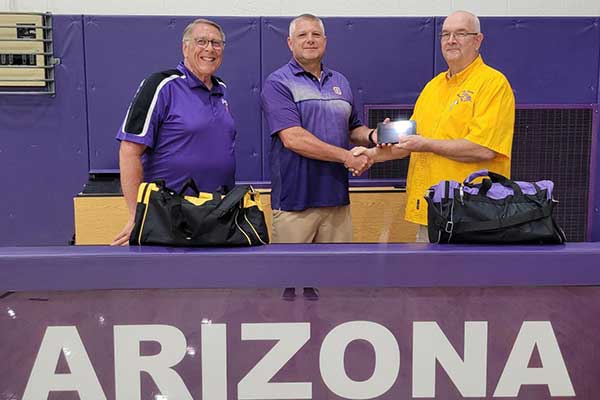 Gila Hank’s Booster Club donates streaming equipment to EAC Athletics Department