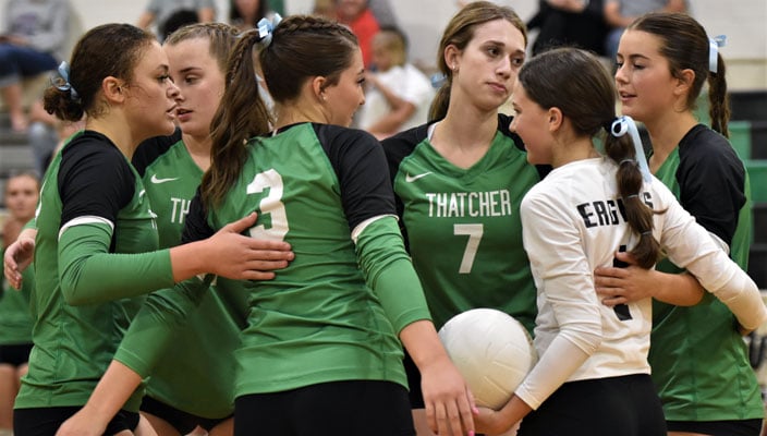 Eagles host Bulldogs for region match Monday