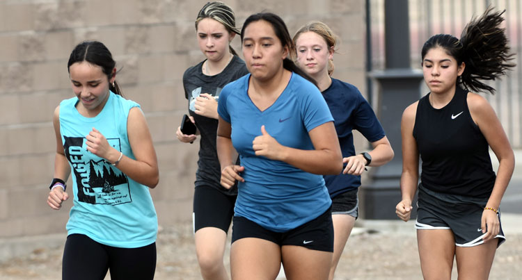 Thatcher hosts cross country meet Wednesday