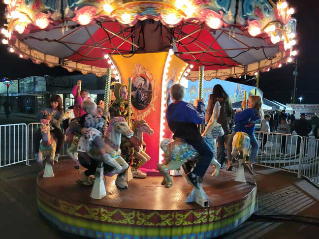 Cowboy Christmas, Merry Main Street highlight the holiday weekend