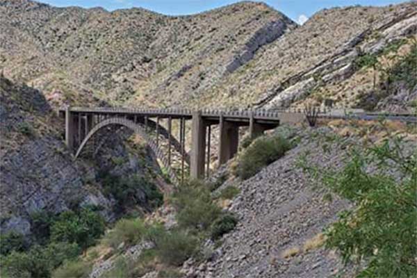 Plan for daytime lane closures and delays on US 60 between Superior and Miami June 6