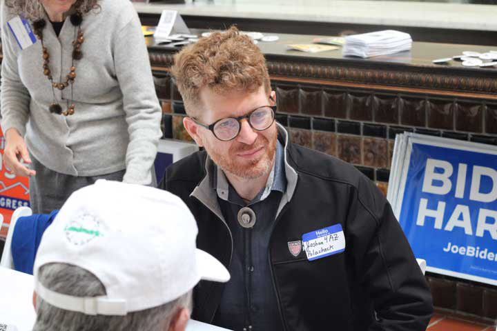Candidates campaign at Leap-a-Looza | GilaValleyCentral.Net