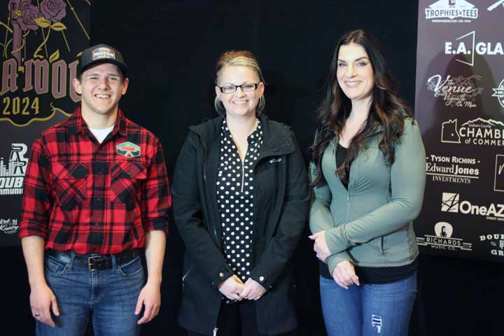 Last-minute entry earns Gila Idol finals appearance