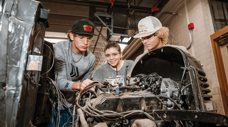 Advance your future at EA with free tuition and fees in select workforce programs