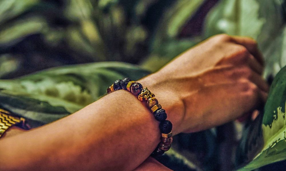 The Ultimate Guide to Choosing a Medical Alert Bracelet