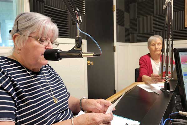 Voice of the Valley: Upcoming Christmas House