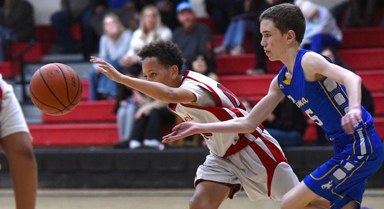 Cats face Eagles for title on Thursday