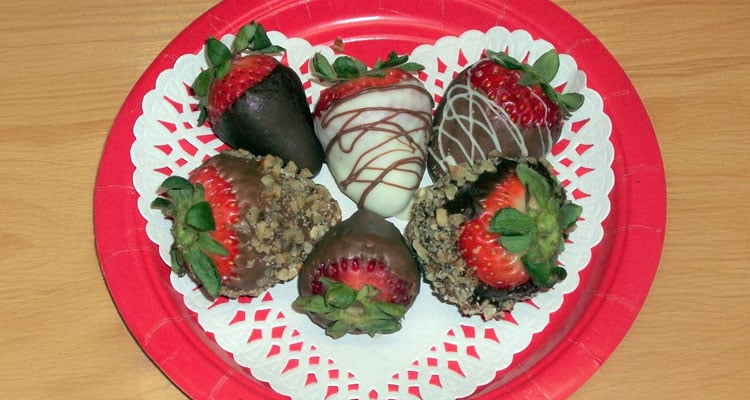 The annual DAR Valentine’s Day chocolate-covered strawberries fundraiser will be February 12 this year