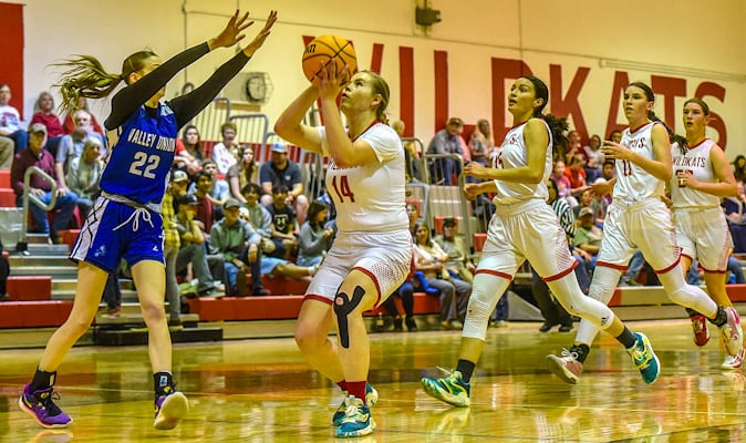 Fort Thomas girls host Eagles on Thursday