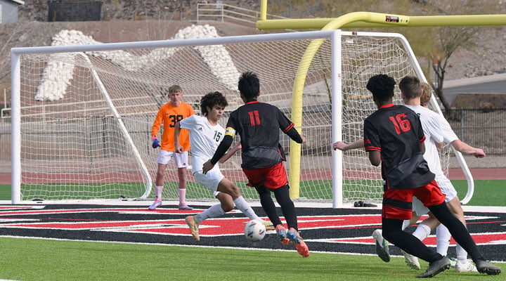 Sabino soccer boys visit Thatcher on Tuesday