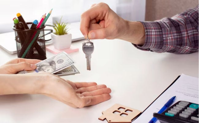 The Guide to Diversify Your Investment Portfolio with Private Mortgages