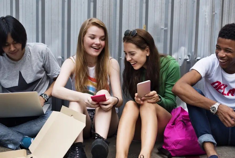 How to Engage Millennials Using Instagram  #socialmediabusiness #socialmediainsi…
